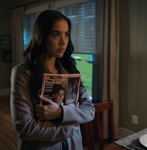 My dad pointed at the door and said, “Get out,” because in our house a college degree decided who belonged—so they had no idea my net worth had quietly climbed to $45 million… and three weeks after I left Oregon and stepped into my beachfront villa in Florida like an answer that didn’t need explaining, the past showed up anyway. – News