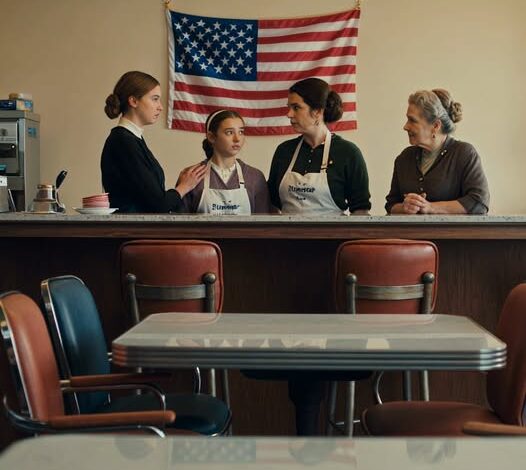 “We’ll Pay You Nothing,” My Mom Said To My 14-Year-Old. “You Really Thought You’d Get Paid?” My Sister Laughed Right In Her Face. They’d Had Her Working At Their Restaurant For Weeks, Promising A Paycheck. I Didn’t Yell. I Didn’t Beg. I Just Did One Thing. The Next Morning, They Called Me In A Panic… – News